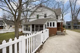 234 Washington St, Chelsea, MI 48118 - Photo 7