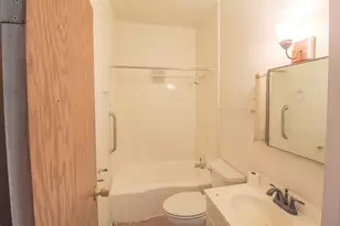 15 S Broad Street S, Battle Creek, MI 49017 - Photo 9