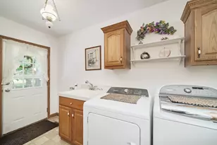 9155 Ivanhoe Dr, Onekama, MI 49675 - Photo 39