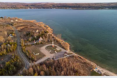 9155 Ivanhoe Drive, Onekama, MI 49675 - Photo 51