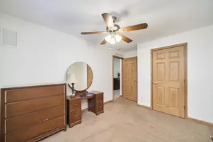 9155 Ivanhoe Dr, Onekama, MI 49675 - Photo 35