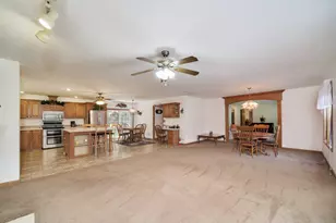 9155 Ivanhoe Dr, Onekama, MI 49675 - Photo 17