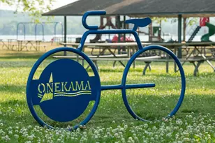 9155 Ivanhoe Dr, Onekama, MI 49675 - Photo 59