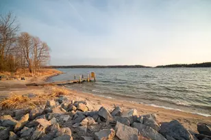 9155 Ivanhoe Dr, Onekama, MI 49675 - Photo 53