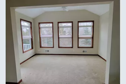 8105 Amber Crest Drive SW, Byron Center, MI 49315 - Photo 7