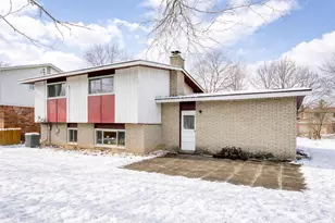 1434 Pine Valley Blvd, Ann Arbor, MI 48104 - Photo 19