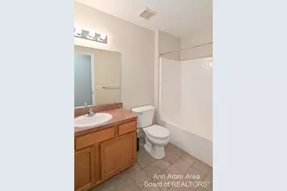 3217 Primrose Lane, Ypsilanti, MI 48197 - Photo 17