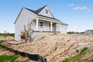 4904 Bethpage Dr NW, Comstock Park, MI 49321 - Photo 5