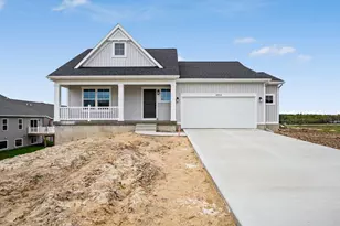 4904 Bethpage Dr NW, Comstock Park, MI 49321 - Photo 7