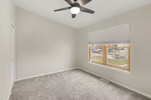 7140 Pamela Dr, Ypsilanti, MI 48197 - Photo 17