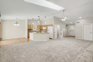 7140 Pamela Dr, Ypsilanti, MI 48197 - Photo 5