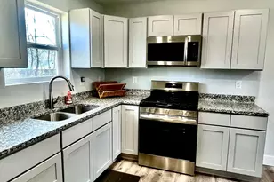 2048 Center St, Muskegon, MI 49442 - Photo 3