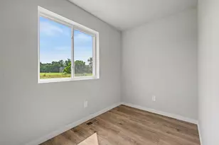 48549 Silver Oaks W, Mattawan, MI 49071 - Photo 7