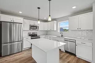 48549 Silver Oaks W, Mattawan, MI 49071 - Photo 5