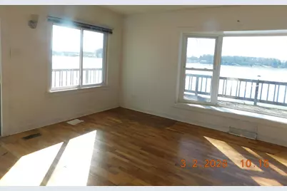 57586 Gearhart Landing Road, Three Rivers, MI 49093 - Photo 5