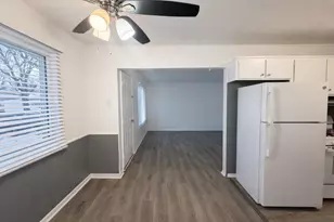 146 W Beverly Ave, Pontiac, MI 48340 - Photo 5