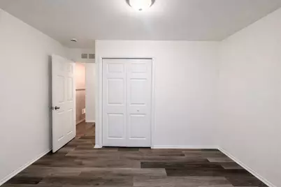 146 W Beverly Avenue, Pontiac, MI 48340 - Photo 11