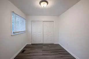 146 W Beverly Ave, Pontiac, MI 48340 - Photo 17