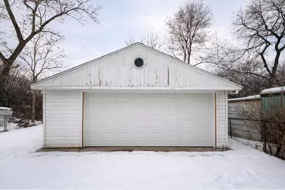 146 W Beverly Avenue, Pontiac, MI 48340 - Photo 21