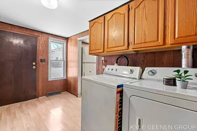 51 Manley Street, Holland, MI 49424 - Photo 21