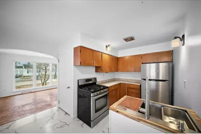 209 S State Street, Paw Paw, MI 49079 - Photo 11