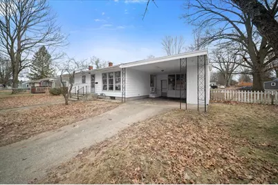 209 S State Street, Paw Paw, MI 49079 - Photo 3