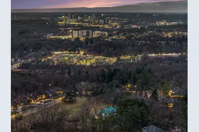 3215 W Dobson Place, Ann Arbor, MI 48105 - Photo 5