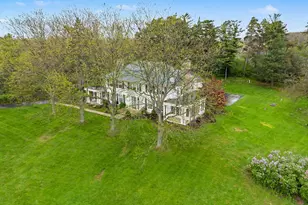 3215 W Dobson Pl, Ann Arbor, MI 48105 - Photo 3