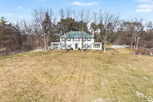 3215 W Dobson Pl, Ann Arbor, MI 48105 - Photo 13