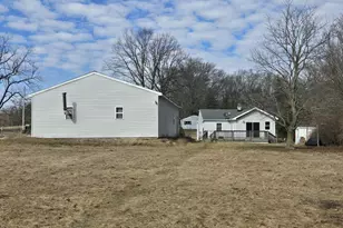 8020 Day Rd, Bellevue, MI 49021 - Photo 19