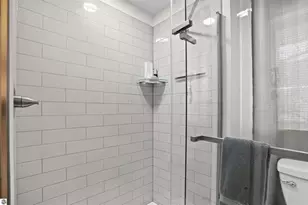 609 Lake Shore Dr, Cadillac, MI 49601 - Photo 31