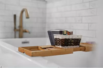 609 Lake Shore Drive, Cadillac, MI 49601 - Photo 17