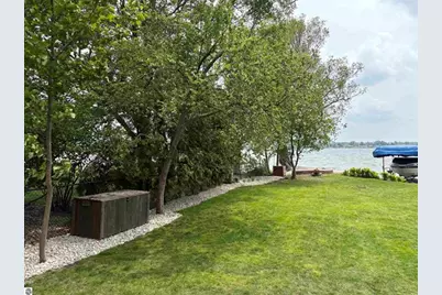 609 Lake Shore Drive, Cadillac, MI 49601 - Photo 51