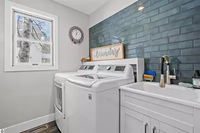 609 Lake Shore Drive, Cadillac, MI 49601 - Photo 39