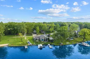 3391 Orchard Dr, Pinckney, MI 48169 - Photo 1