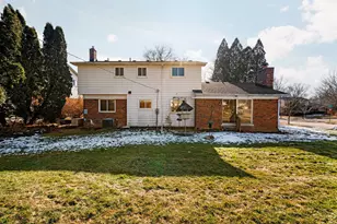 3139 Lexington Dr, Ann Arbor, MI 48105 - Photo 9