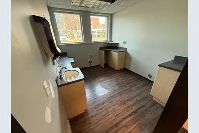 601 Michigan Avenue #105, Holland, MI 49423 - Photo 3