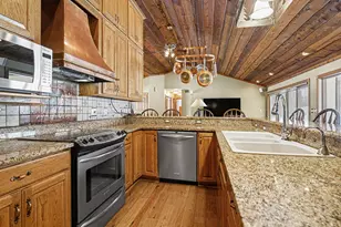 65650 Dailey Rd, Edwardsburg, MI 49112 - Photo 15