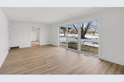 16172 Brookwood Drive, Buchanan, MI 49107 - Photo 7