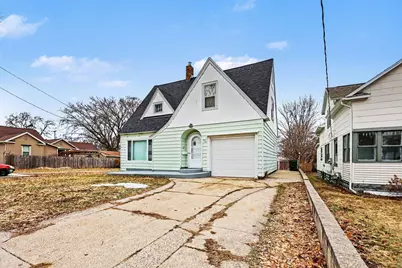 996 W Forest Avenue, Muskegon, MI 49441 - Photo 3