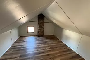 141 Bates St, Jackson, MI 49202 - Photo 17