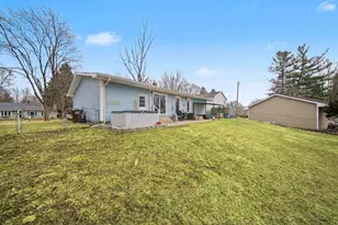 211 Pine St, Tecumseh, MI 49286 - Photo 27