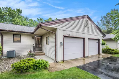 7029 Gardenview Court SW, Byron Center, MI 49315 - Photo 3