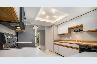 3142 Bolgos Circle, Ann Arbor, MI 48105 - Photo 11