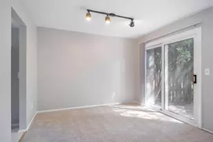 3142 Bolgos Cir, Ann Arbor, MI 48105 - Photo 7