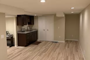 3925 Waldenwood Dr, Ann Arbor, MI 48105 - Photo 17