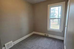 2127 River Dr, Lincoln Park, MI 48146 - Photo 13