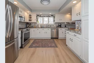 20070 Parkway Avenue, Three Rivers, MI 49093 - Photo 21