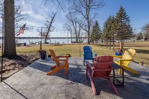 20070 Parkway Ave, Three Rivers, MI 49093 - Photo 9