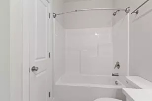 1215 Corporate Dr, Adrian, MI 49221 - Photo 9